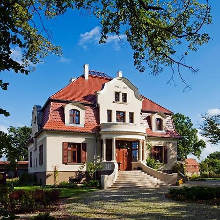 Villa Cztery Pory Roku Zbąszynek Eksteriør billede