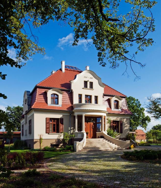 Villa Cztery Pory Roku Zbąszynek Eksteriør billede