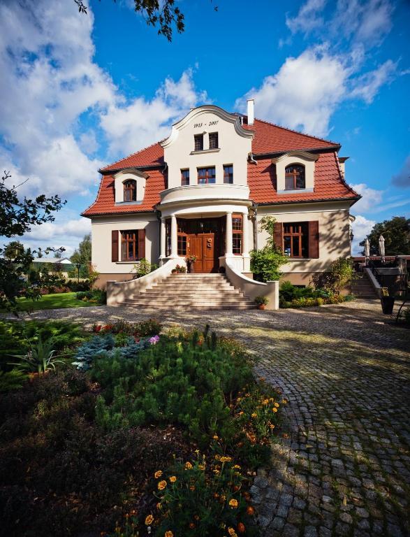 Villa Cztery Pory Roku Zbąszynek Eksteriør billede