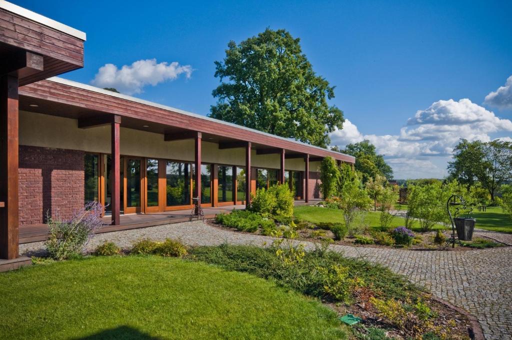 Villa Cztery Pory Roku Zbąszynek Eksteriør billede