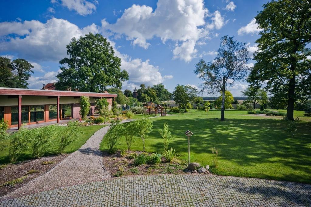 Villa Cztery Pory Roku Zbąszynek Eksteriør billede