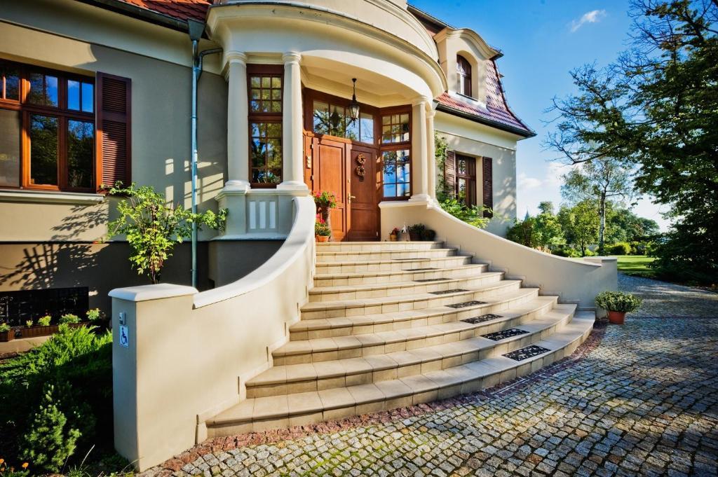 Villa Cztery Pory Roku Zbąszynek Eksteriør billede